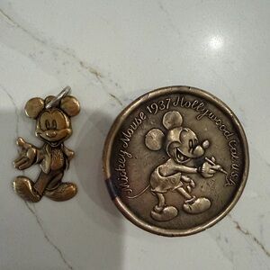 Disney Mickey Mouse Antique Brass Belt buckle and key chain